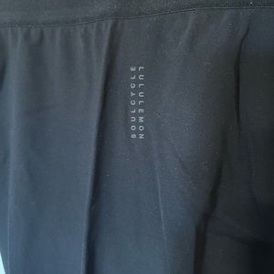 Soulcycle and Lululemon black legging. Size 6